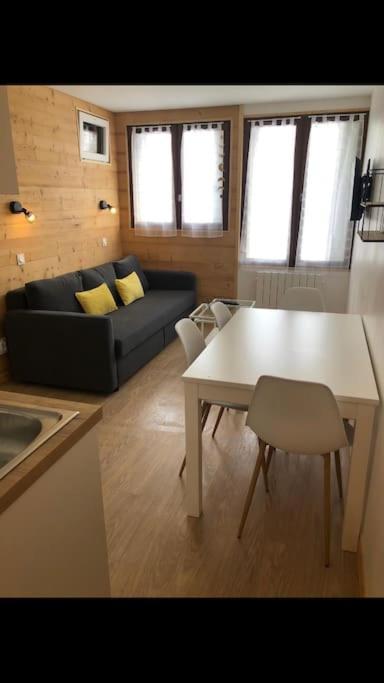 Appartement Cosy Val Louron Au Pied Des Pistes Génos Esterno foto